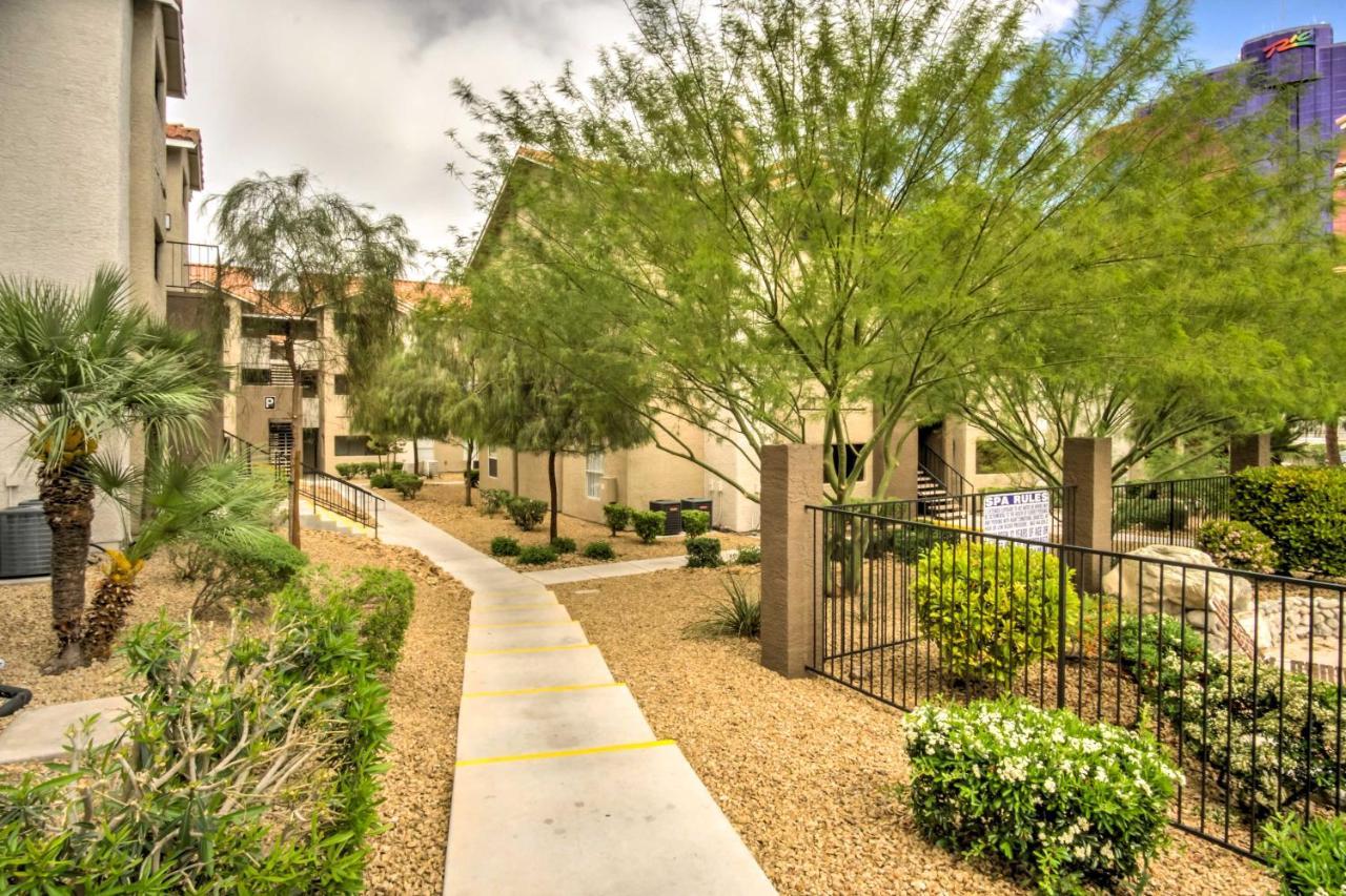 Pet-friendly 1 Mi To The Strip!